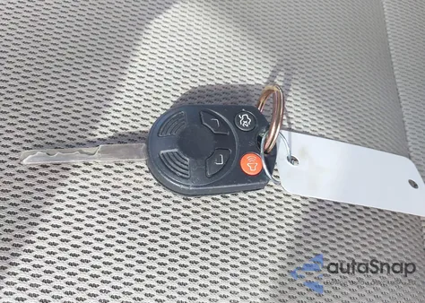 2014 Ford Focus Se z USA, uszkodzony, nr VIN 1FADP3K2XEL285282